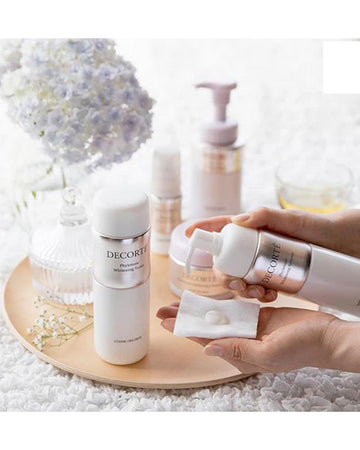 Cosme Decorte Phytotune Whitening Softener